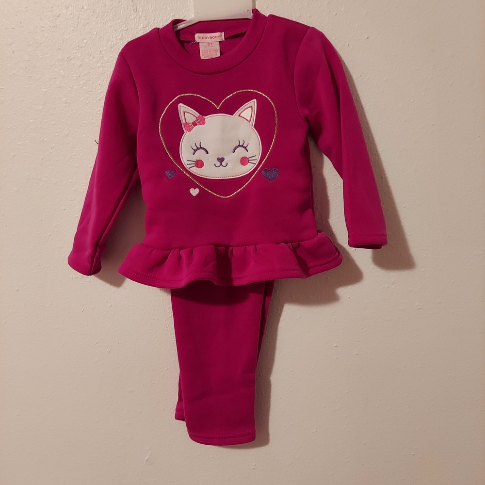 Charming Fuchsia Cat Set for Kids